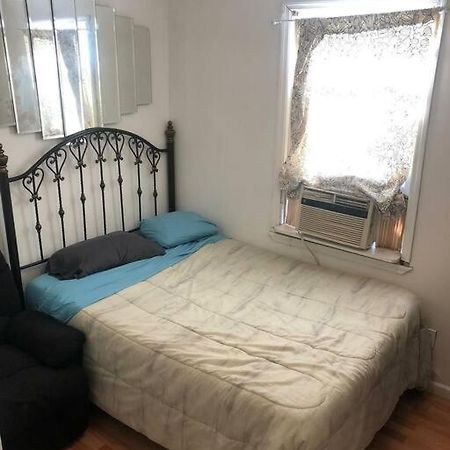 Lovely Private Rm In Newark 3 Min From Ironbound Exterior photo