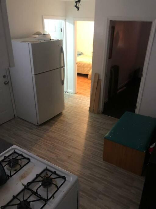 Lovely Private Rm In Newark 3 Min From Ironbound Exterior photo